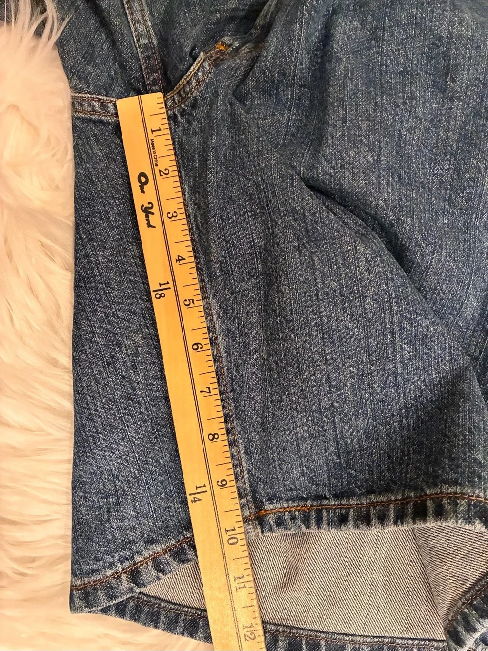 Levi’s 550 Sz 36 Relaxed Fit Mens Jean Shorts